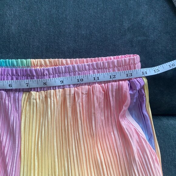 NWT Dressed in LALA Rainbow Dream Long Sleeve Plissé Set, Size S - Picture 11 of 16